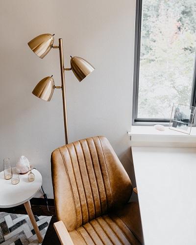 Fazendo uso de luminárias na decoração de ambientes