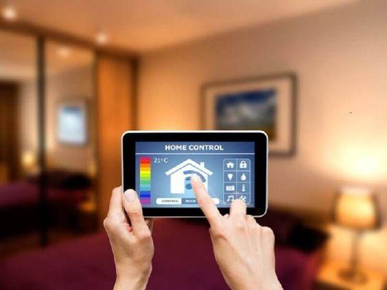 Automação de iluminação em ambientes residenciais 